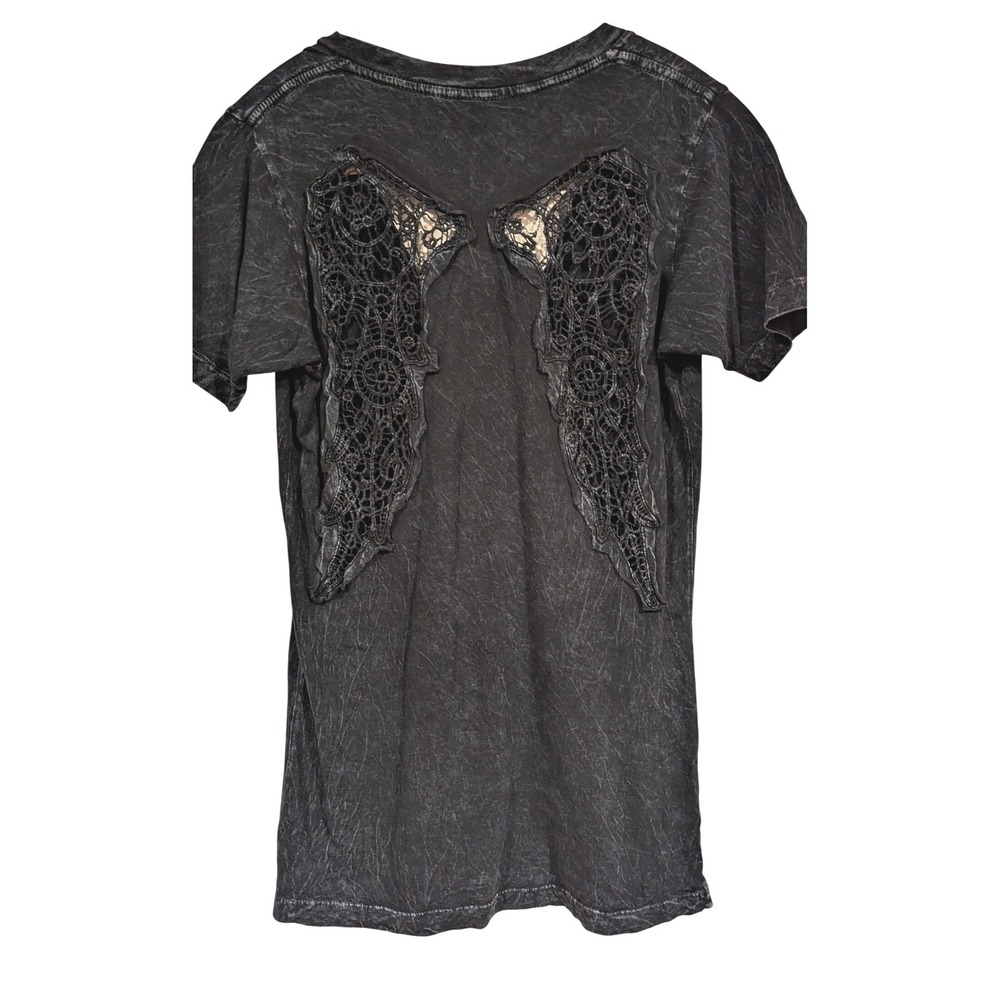 Affliction V-Neck T-Shirt Small Black Acid Wash Lace Wing Back Graphic Y2K‎ Goth - Picture 2 of 7